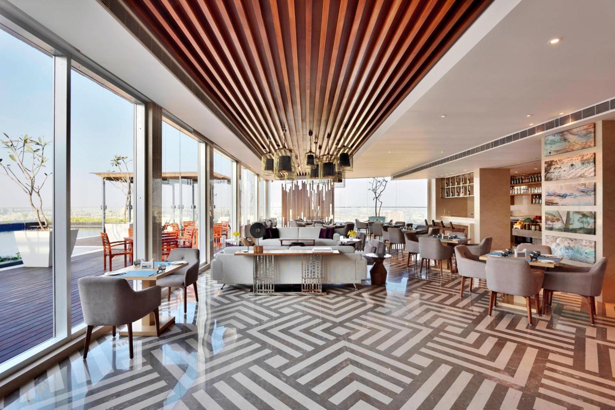 Marriott Executive Apartments Hajdarabad Zewnętrze zdjęcie